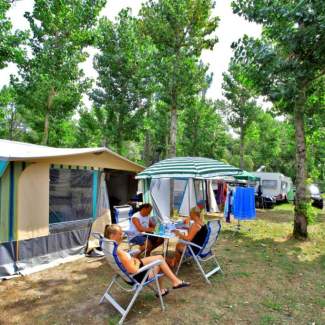 Plantez votre tente dans notre camping des Landes